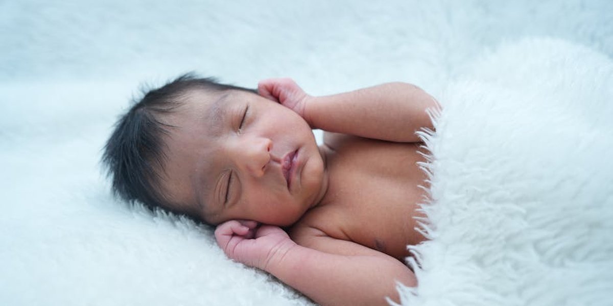 Reflux bei Babys: Wie Sie den Schlaf verbessern können