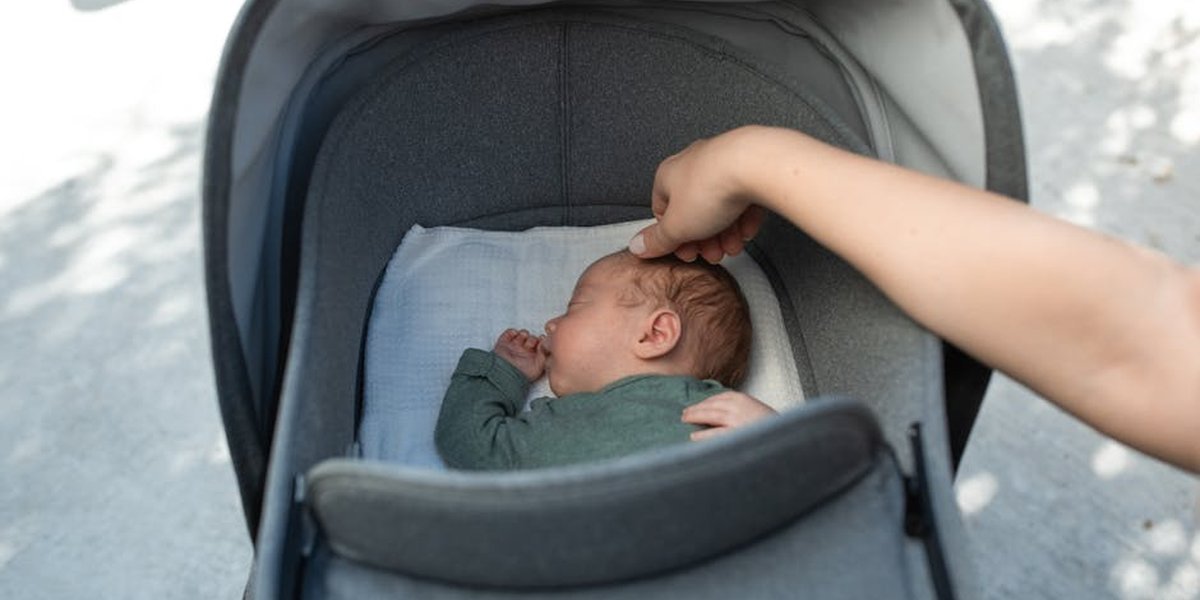 Wenn Babys mitten in der Nacht spielen wollen: Strategien für Eltern