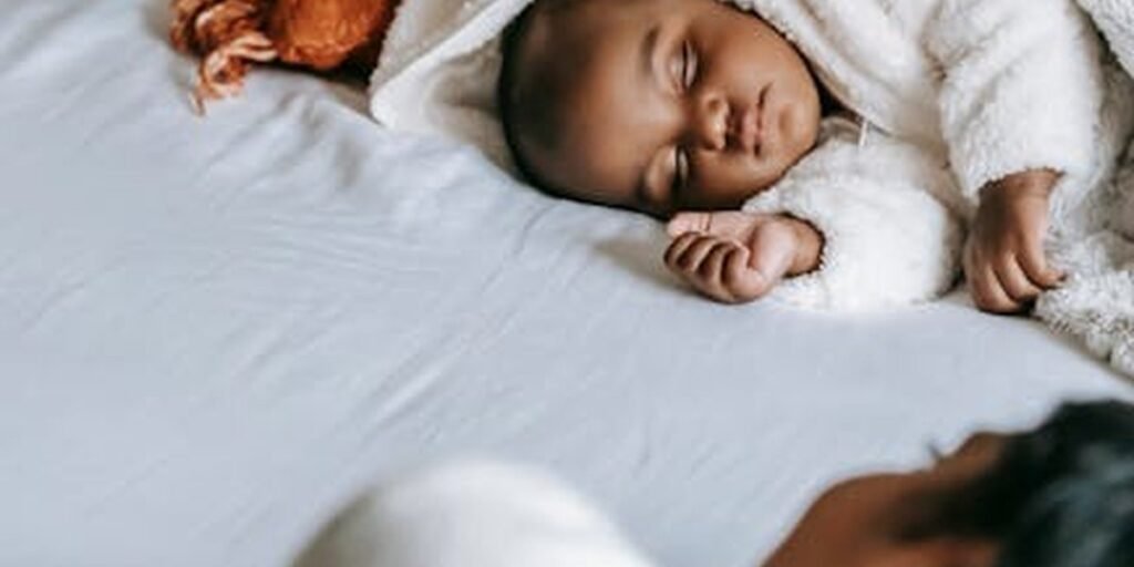 Trennungsangst bei Babys: Wie sie den Schlaf beeinflusst